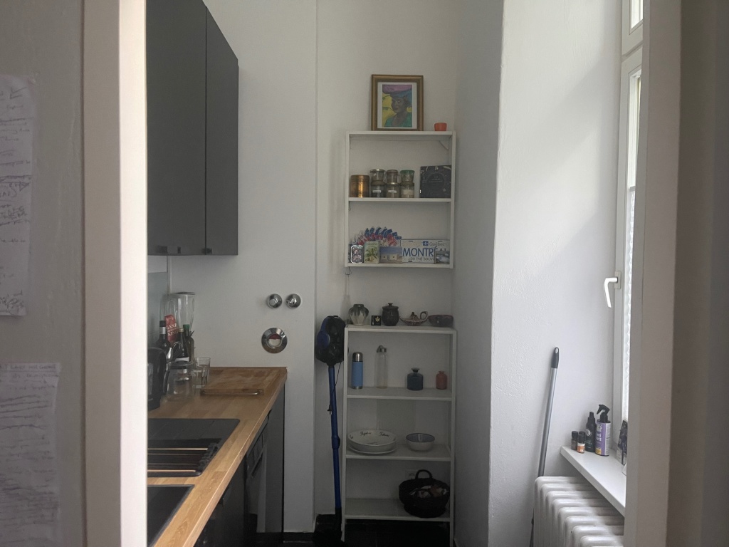 Beautiful and calm waterside 1 bed apartment on Landwehr Canal – Wildenbruchplatz, 12045 Berlin Neukölln – Vorschaubild 9
