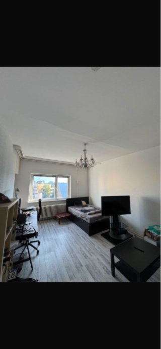 Schöne 2-Zimmer-Wohnung mit Balkon in zentraler Lage in Charlottenburg — photo 1