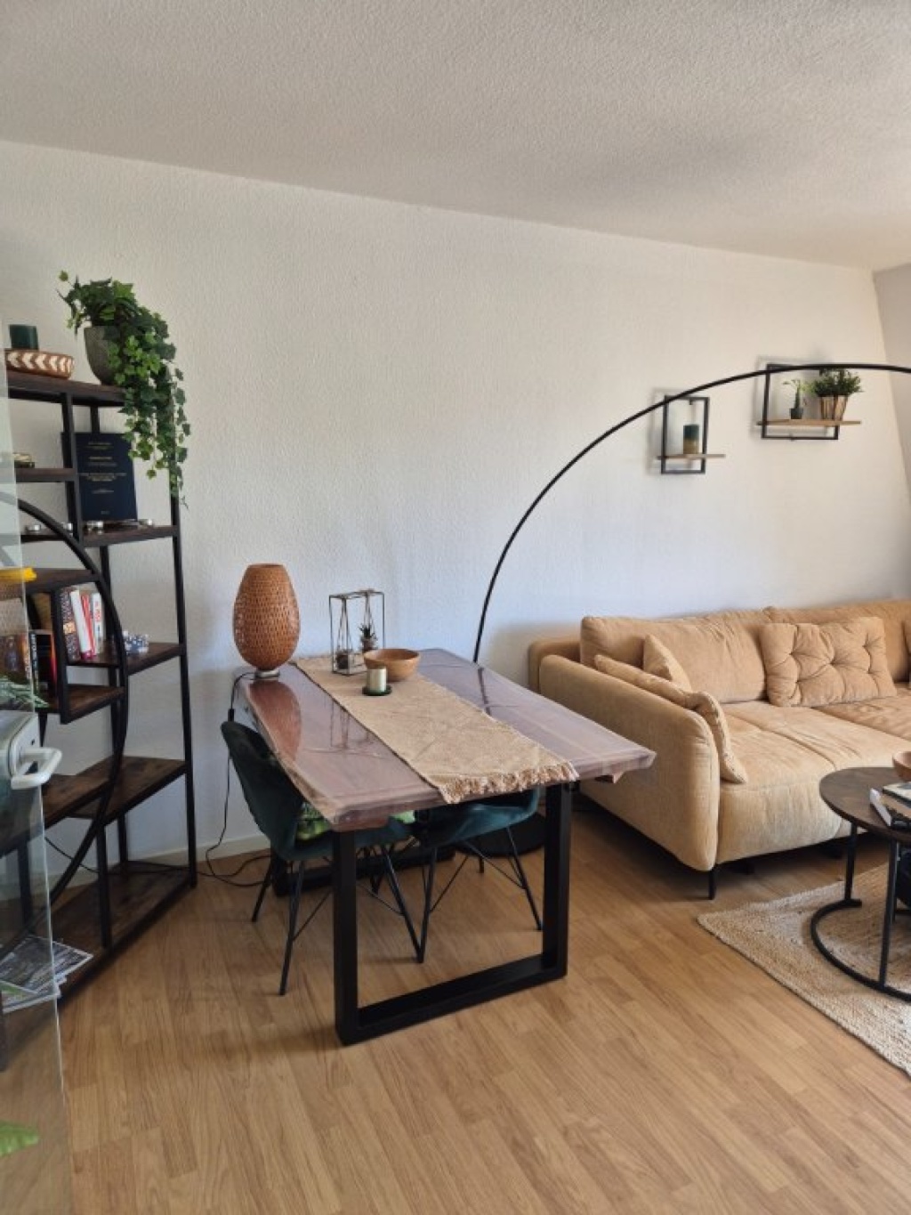 Helle und ruhige Maisonette-Wohnung zur Zwischenmiete (09.09. – 30.09.2026) – Ebernburgweg 47, 50739 Köln Nippes – Vorschaubild 6