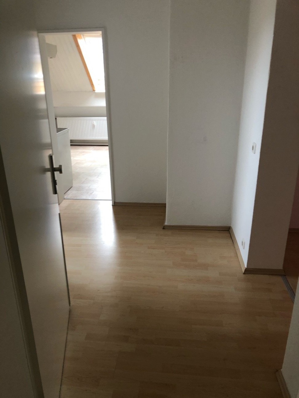 2 Zimmer Wohnung sucht Studentenpaar im Uni Viertel – Nordstr. 49, 38106 Braunschweig Innenstadt – Vorschaubild 2
