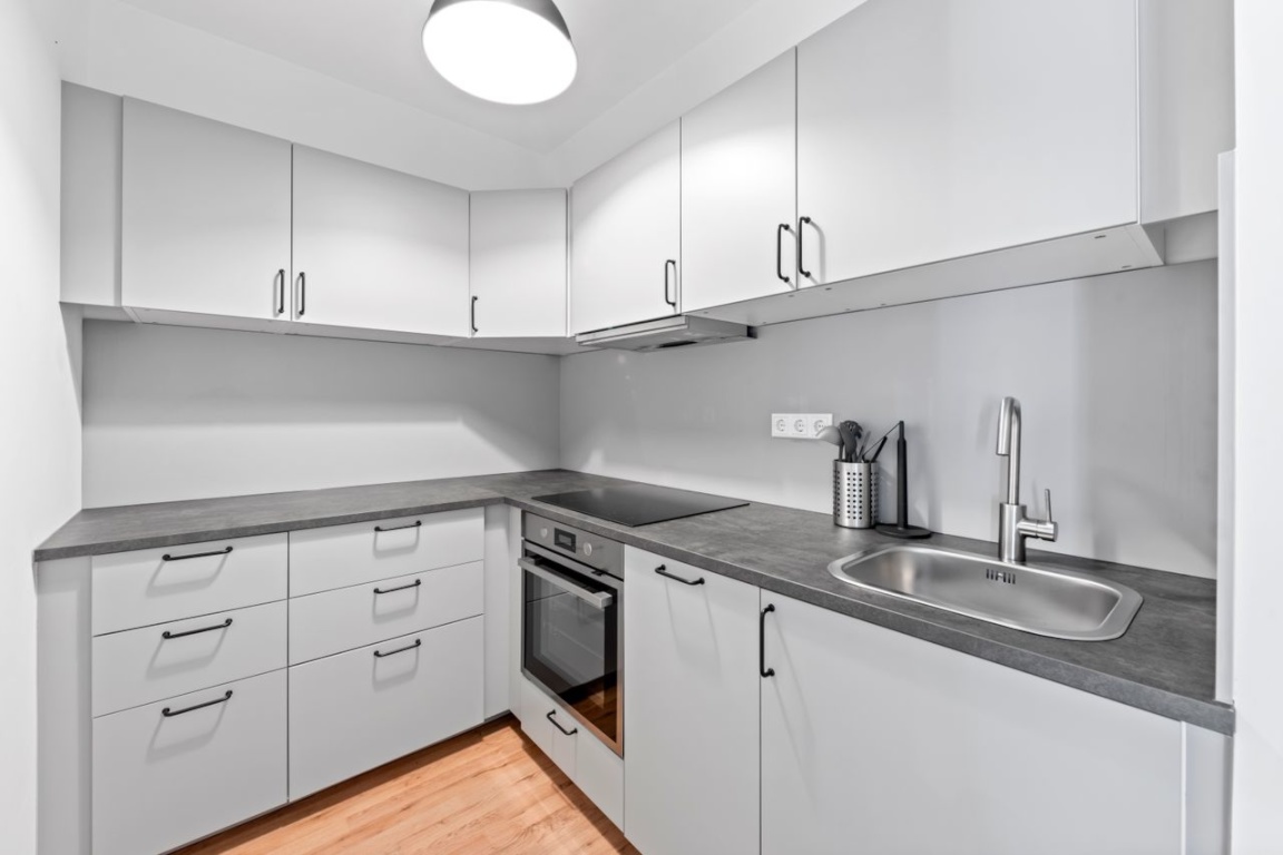 Helles Zimmer in renovierter Wohnung in der Turinerstraße – Friedrichstraße, 10117 Berlin Mitte – Vorschaubild 3