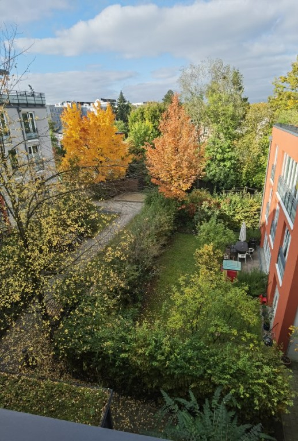 The fully furnished 4 room apartment in Giesing with the all-inclusive fixed-term contract till 19.06.2027 / Die komplett möblierte 4-Zimmer-Wohnung in Giesing mit befristetem All-inclusive Mietvertrag bis zum 19.06.2027 – Werinherstraße 97a, 81541 München Obergiesing-Fasangarten – Vorschaubild 20