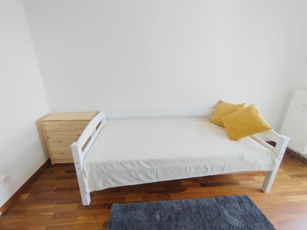 The fully furnished 4 room apartment in Giesing with the all-inclusive fixed-term contract till 19.06.2027 / Die komplett möblierte 4-Zimmer-Wohnung in Giesing mit befristetem All-inclusive Mietvertrag bis zum 19.06.2027 – Werinherstraße 97a, 81541 München Obergiesing-Fasangarten – Vorschaubild 12