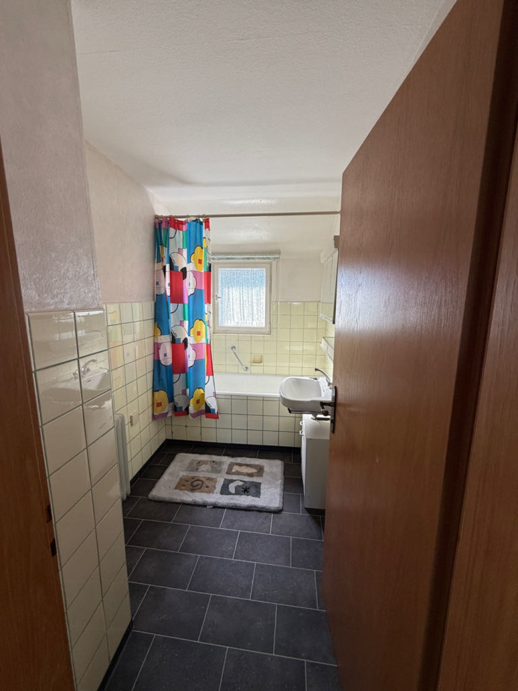 WG-Zimmer Kusterdingen Kelterweg 3 - Bad (OG)
