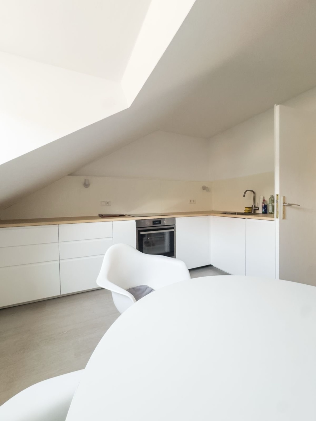 Gemütliche 3-Zimmer-Wohnung am Belgischen Viertel – Roonstrasse 96, 50674 Köln Neustadt-Süd – Vorschaubild 2