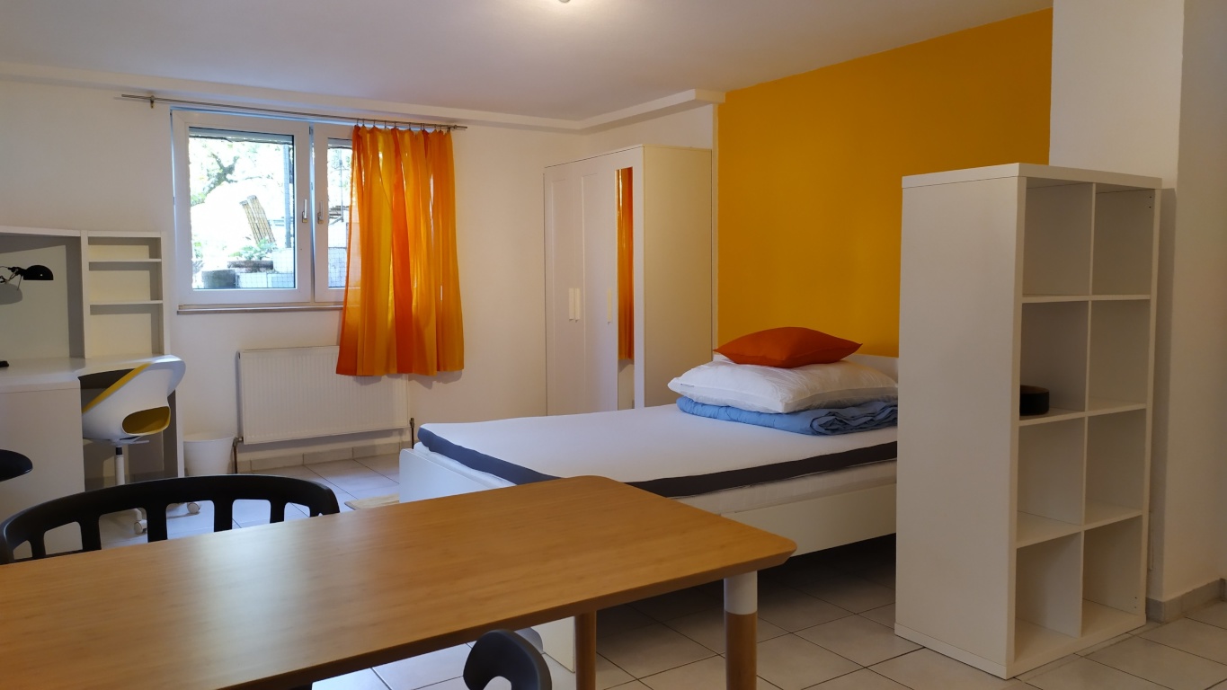 1-Zimmer-Apartment mit Küchenzeile – Schweinsbergstr. 31, 74074 Heilbronn Heilbronn – Vorschaubild 2