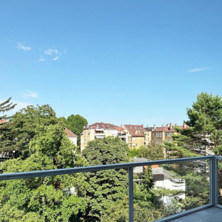 5-Zi. DG-Whg. EBK/Balkon/Wintergarten - WG geeignet – Taubenheimstr. 35, 70372 Stuttgart Bad Cannstatt – Vorschaubild 4