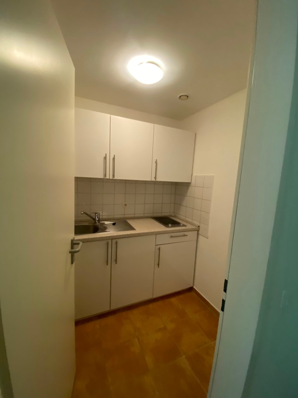 Stundenten Wohnung- 2 Zimmer – Wördemannsweg 7, 22527 Hamburg Eimsbüttel – Vorschaubild 2