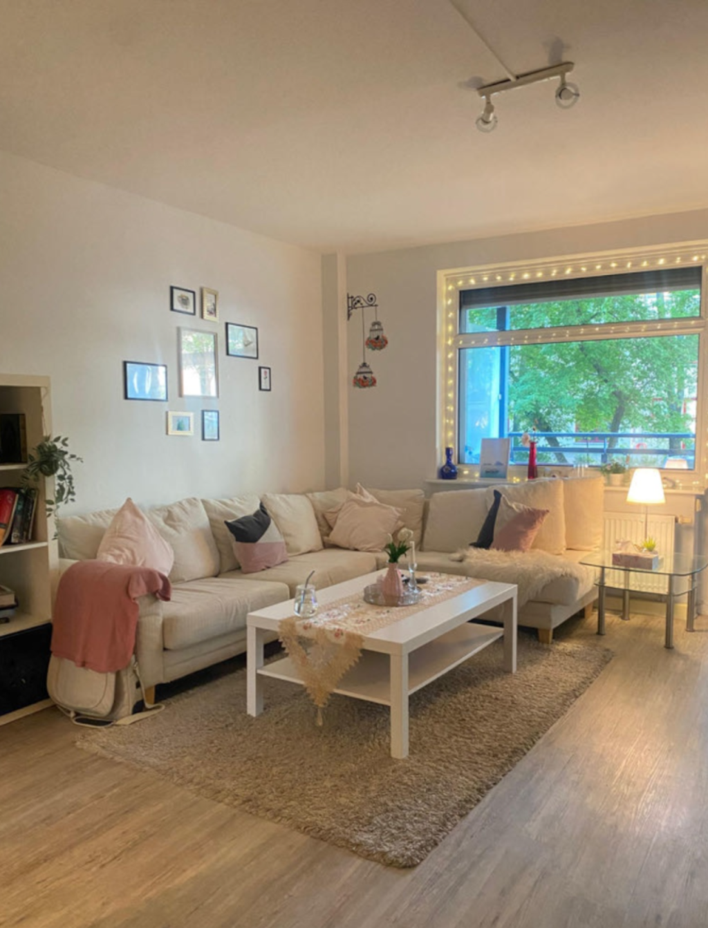 Voll möblierte 2-Zimmer-Wohnung zur Zwischenmiete – zentral gelegen - vom 14. Okt 2026 bis zum 22. Jan 2027