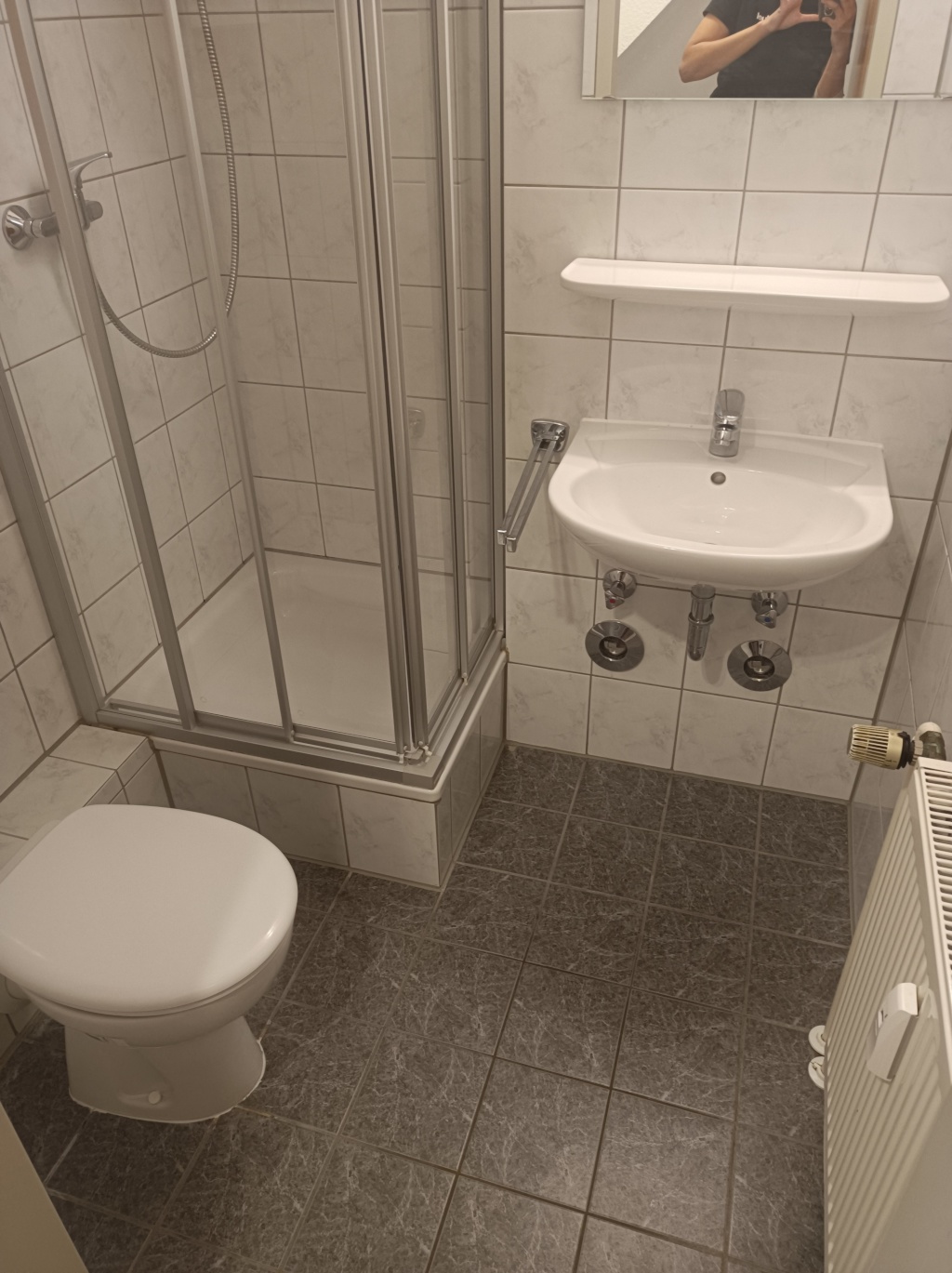 Zwischenmiete: Wohnung in Uni-Nähe (Oktober bis Dezember) – Semperstraße, 44801 Bochum Querenburg – Vorschaubild 6