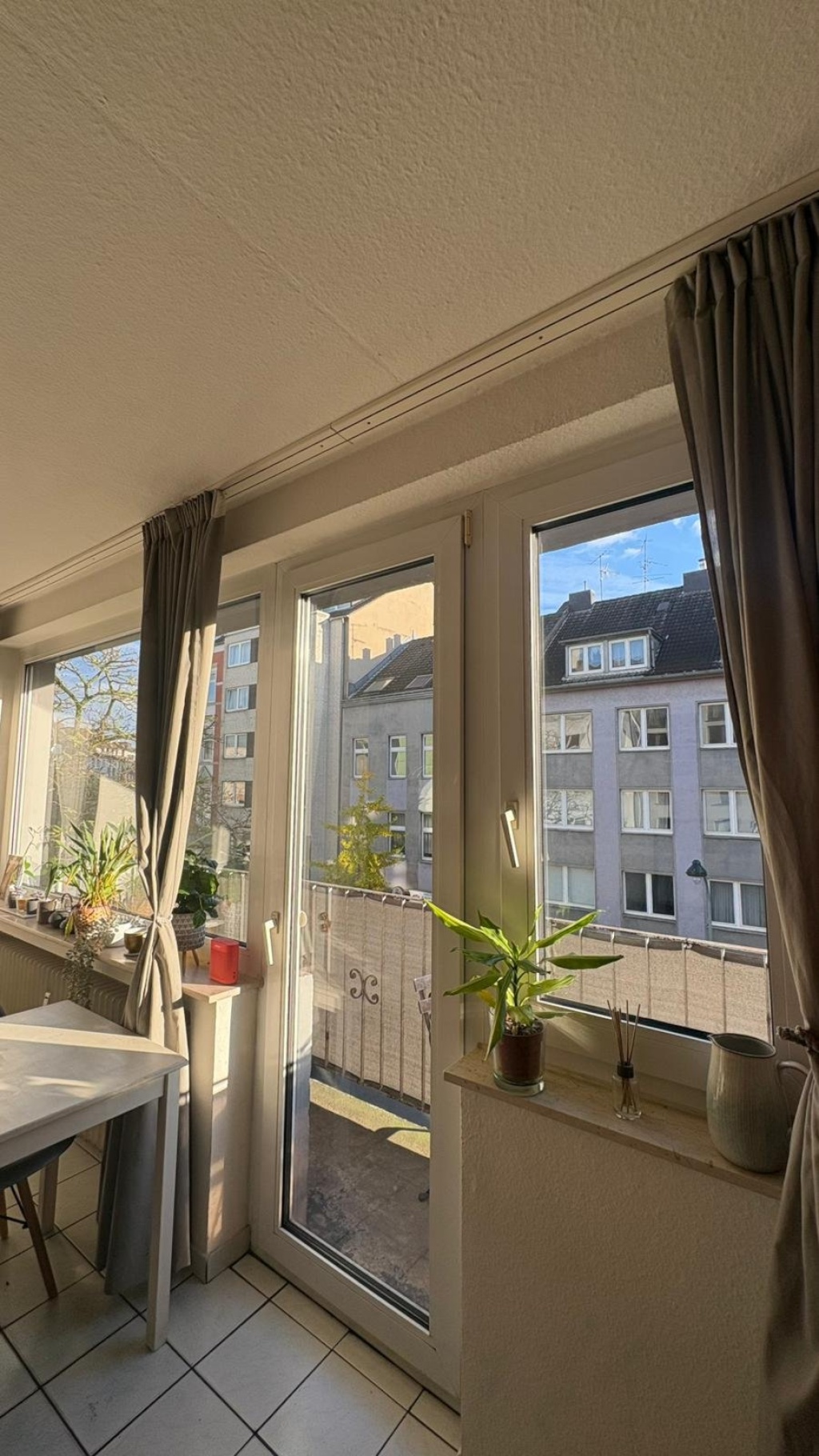 Möblierte Wohnung in Flingern Nord – 40235 Düsseldorf Flingern Nord – Vorschaubild 2