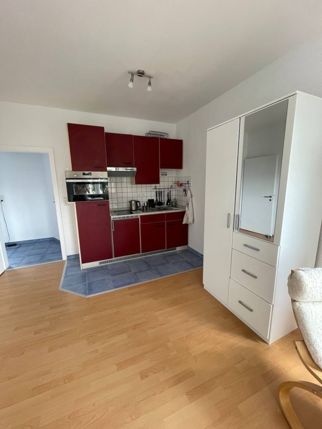 Sehr schönes, möbliertes Appartement in bester Wohnlage direkt am Wald – Winterbachsroth / Hochstraße / Am Waldhügel 100, 66125 Saarbrücken Dudweiler – Vorschaubild 2