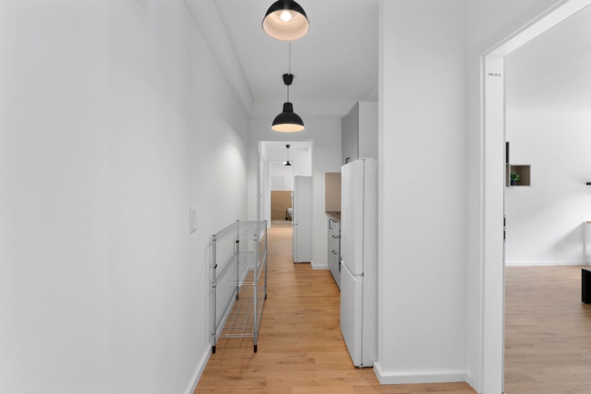Privates Zimmer in einer Wohngemeinschaft in der Friedrichstraße – Friedrichstraße, 10117 Berlin Mitte – Bild 1 von 8