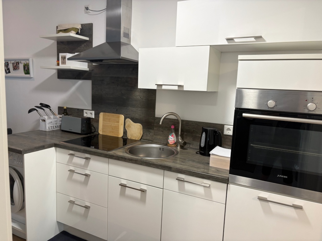 2 Zimmer Wohnung befristet zu Vermieten voll Möbliert – 93053 Regensburg Kasernenviertel – Vorschaubild 2