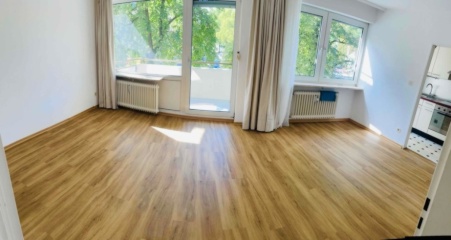 Ad image: Großes Zimmer in 2 Zimmer Wohnung + Balkon Nymphenburg Nähe Nymphenburger Schloßpark / Hirschgarten  Wotanstraße, 80639 München