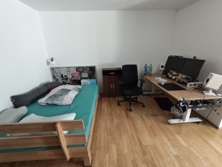 Anzeigenbild: 1 Zimmer Appartment Pfersee zu vermieten ab 01.10.2026 mit Terrasse und Stellplatz