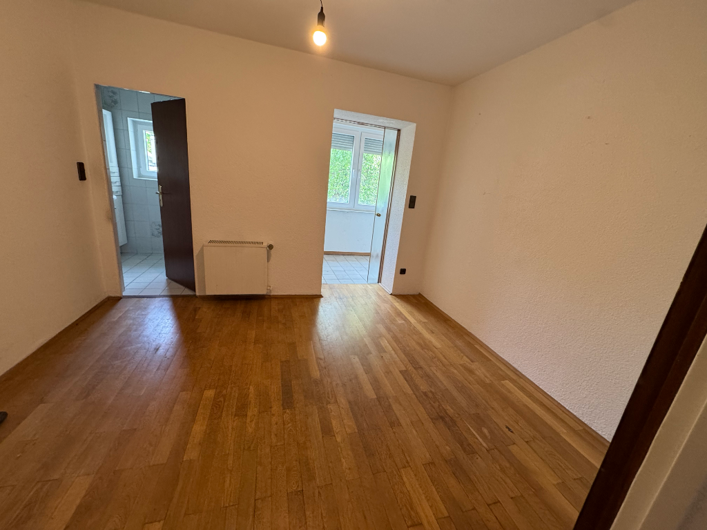 Ideale WG-Wohnung für 3–4 Personen – 86 m2, 2 Bäder, Essen-Frohnhausen – Trierer Straße 11, 45145 Essen Frohnhausen – Vorschaubild 2