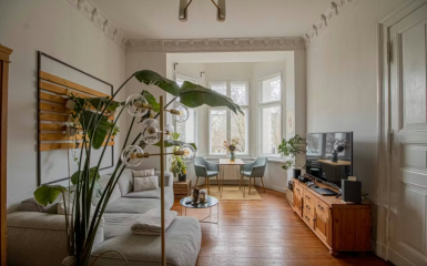 2 weeks 80m2 Kreuzberger flat in August — photo 1