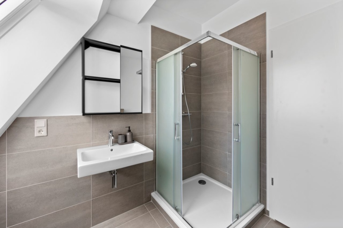 Helles Zimmer in renovierter Wohnung in der Turinerstraße – Turiner Straße, 13347 Berlin – Vorschaubild 7