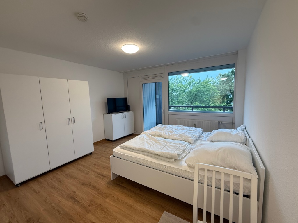 Voll möbliertes Apartment mit Balkon zur Zwischenmiete 28.08.-29.09.2026