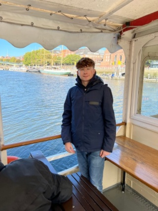 Anzeigenbild