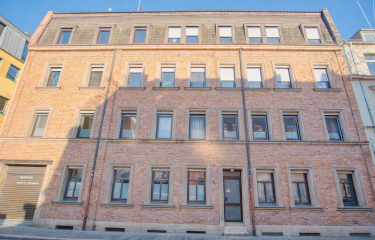 Ad image: Sanierte 89 m2 Altbauwohnung für WG-Neugründung, 4 Zimmer – ab 01.10./15.10.26