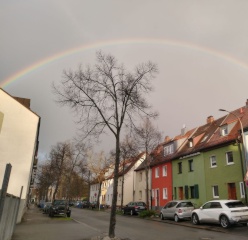 Anzeigenbild: Sehr schönes Wg Zimmer  ( 2 Zimmer)