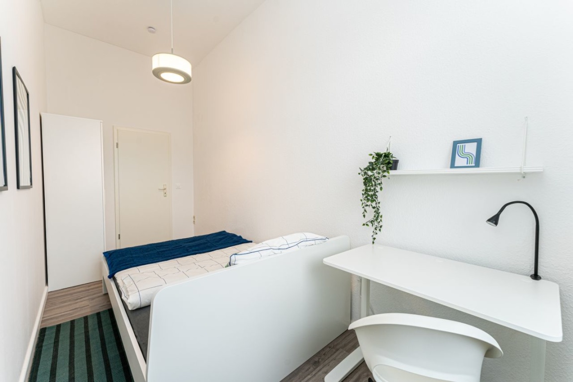 Top WG-Zimmer: Möbliert, zentral gelegen und mit Anmeldung – Lüneburger Straße, 10557 Berlin – Vorschaubild 2