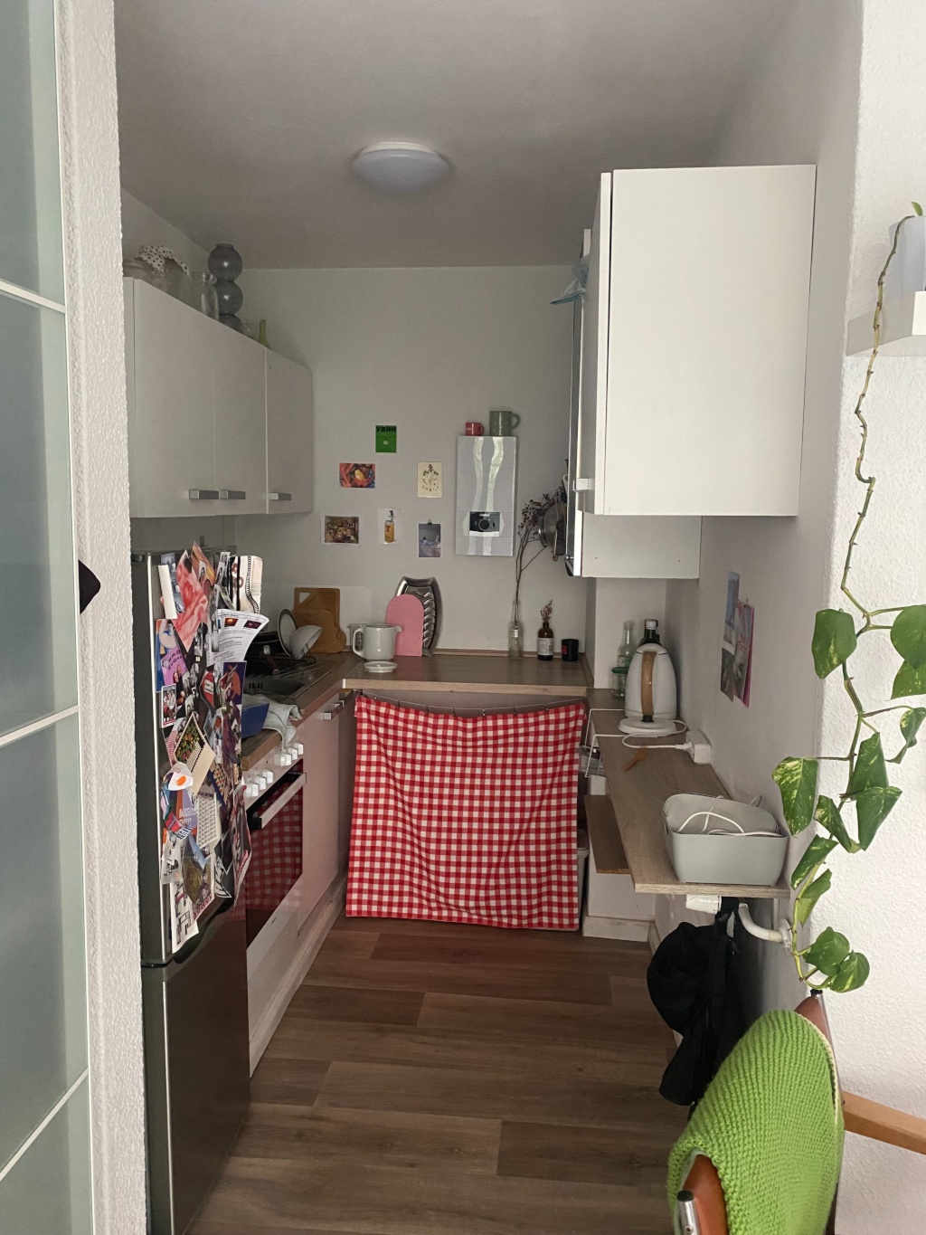 Wohnung Berlin Moltkestr. 22 - Small kitchen, but has it all