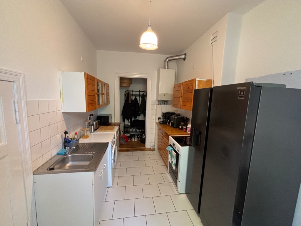 Ruhige, vollmöblierte Altbauwohnung im Hinterhaus – 3 Zimmer mit zwei Balkonen – Friedrichshaller Straße 23, 14199 Berlin Schmargendorf – Vorschaubild 9