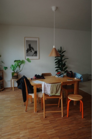 Befristete, vollmöblierte 2-Zimmer-Wohnung in Graurheindorf