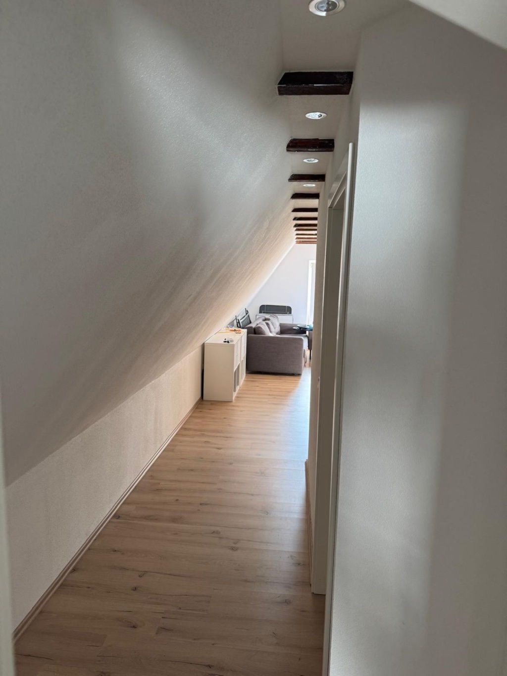 Nachmieter für die Wohnung in Weende zum 1.10 gesucht – Breite Straße 2, 37077 Göttingen Weende – Vorschaubild 2