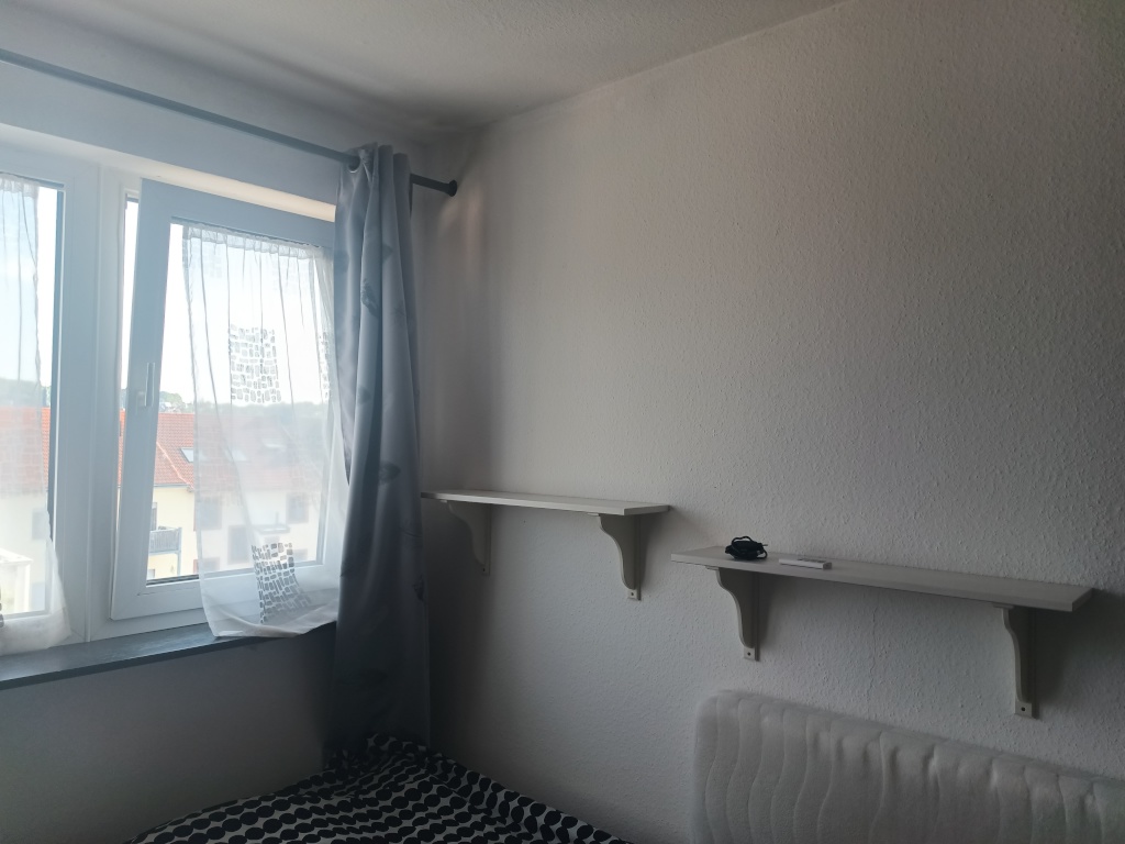 Voll möblierte 1-Zimmer-Wohnung zur Untermiete in der Innenstadt / Fully Furnished One-Bedroom Apartment for Sublet in City Centre – Richard-Wagner-Straße 77, 66111 Saarbrücken St. Johann – Vorschaubild 8