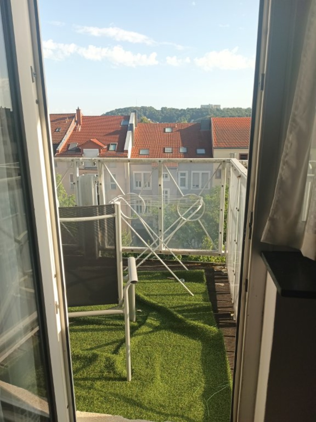 Voll möblierte 1-Zimmer-Wohnung zur Untermiete in der Innenstadt / Fully Furnished One-Bedroom Apartment for Sublet in City Centre – Richard-Wagner-Straße 77, 66111 Saarbrücken St. Johann – Vorschaubild 10