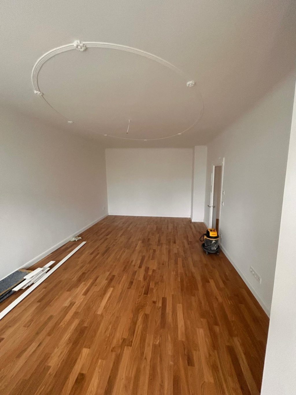5-Zi. DG-Whg. EBK/Balkon/Wintergarten - WG geeignet – Taubenheimstr. 35, 70372 Stuttgart Bad Cannstatt – Vorschaubild 3