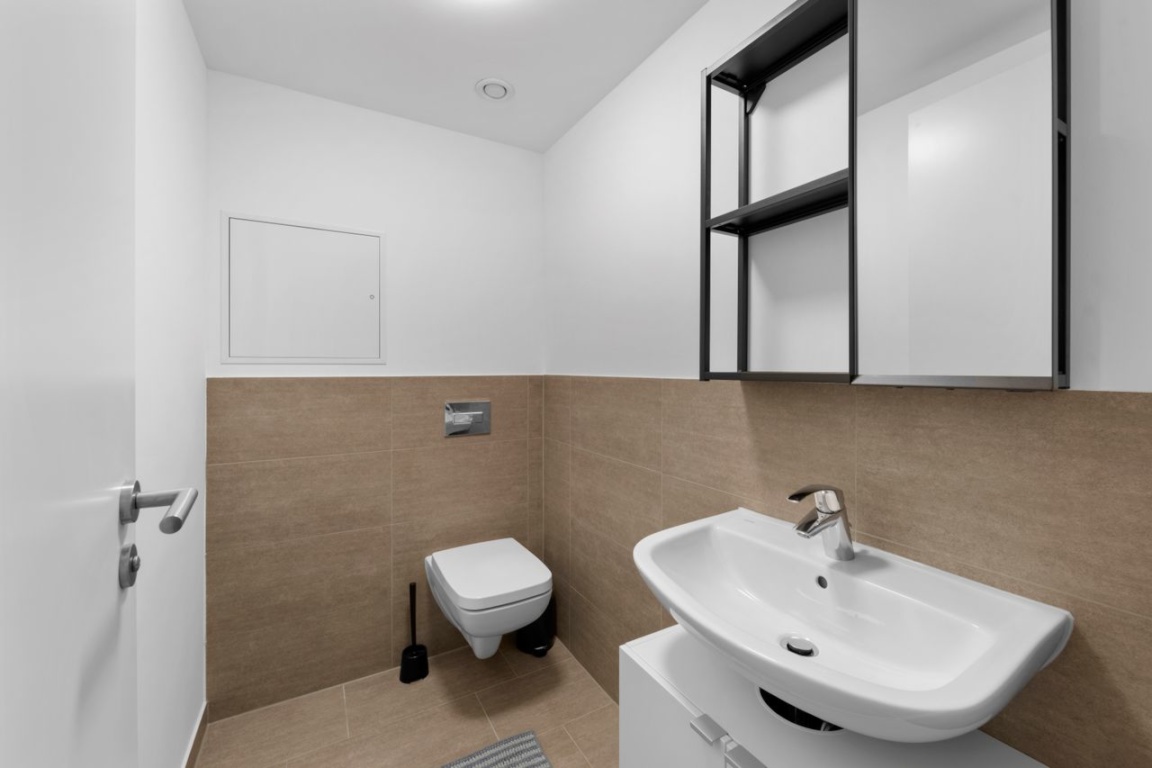 Privates Zimmer in einer Wohngemeinschaft in der Friedrichstraße – Friedrichstraße, 10117 Berlin Mitte – Vorschaubild 3