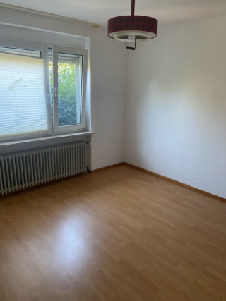Anzeigenbild: WG Zimmer gegenüber der Polizeiakademie nähe Uni