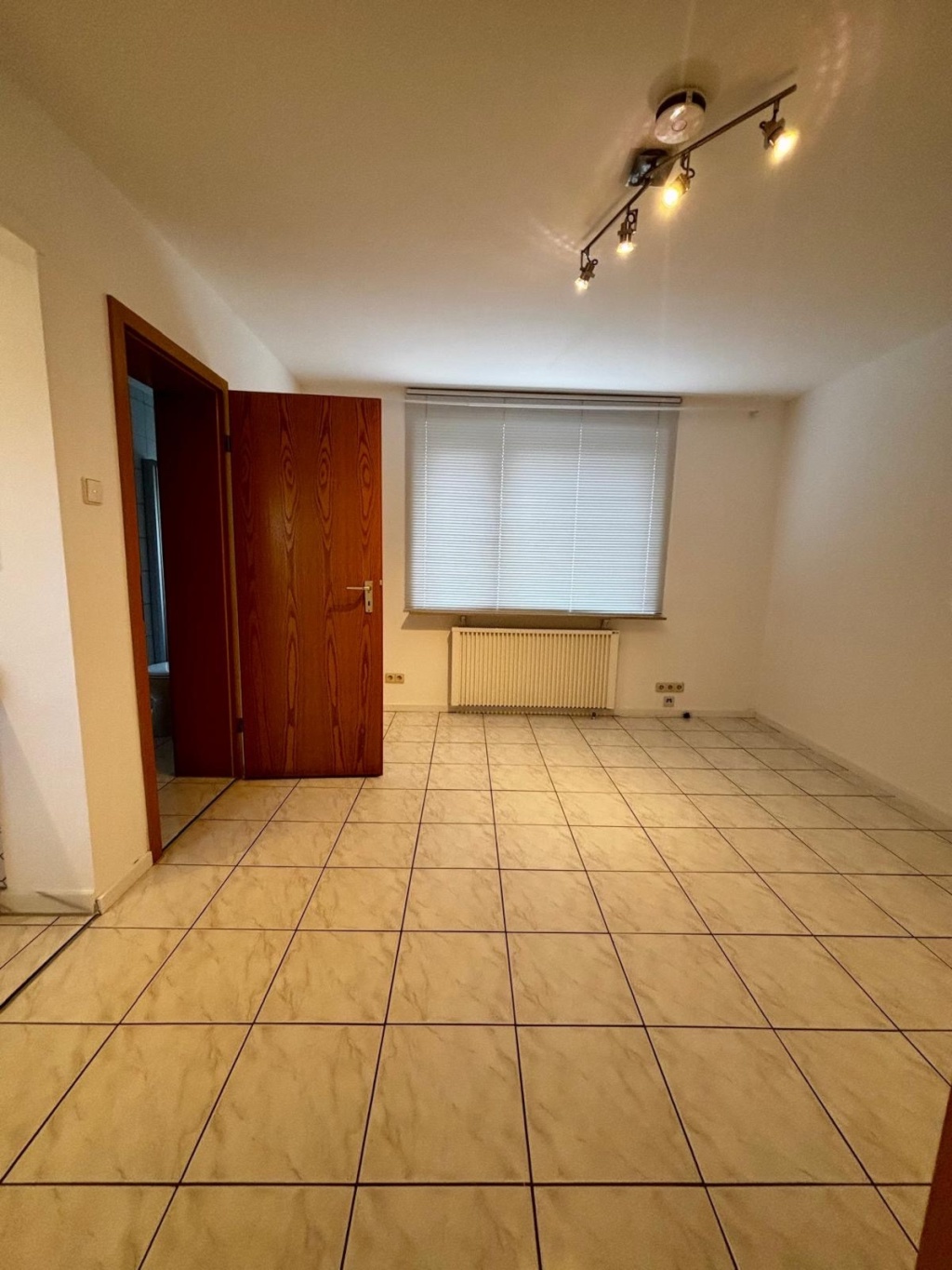 Helle 1-Zimmerwohnung unbefristet zu vermieten – Böckinger Straße 24, 70437 Stuttgart Rot – Vorschaubild 10