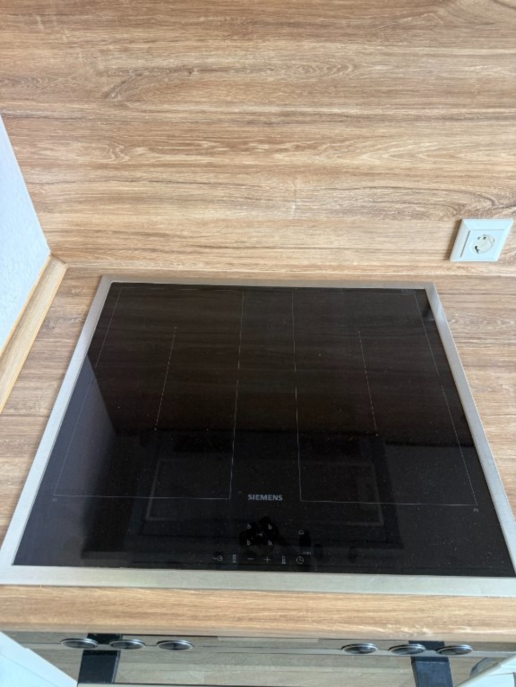Flatshare Alt-Mariendorf Gersdorfstraße 56 - Siemens Kochfeld