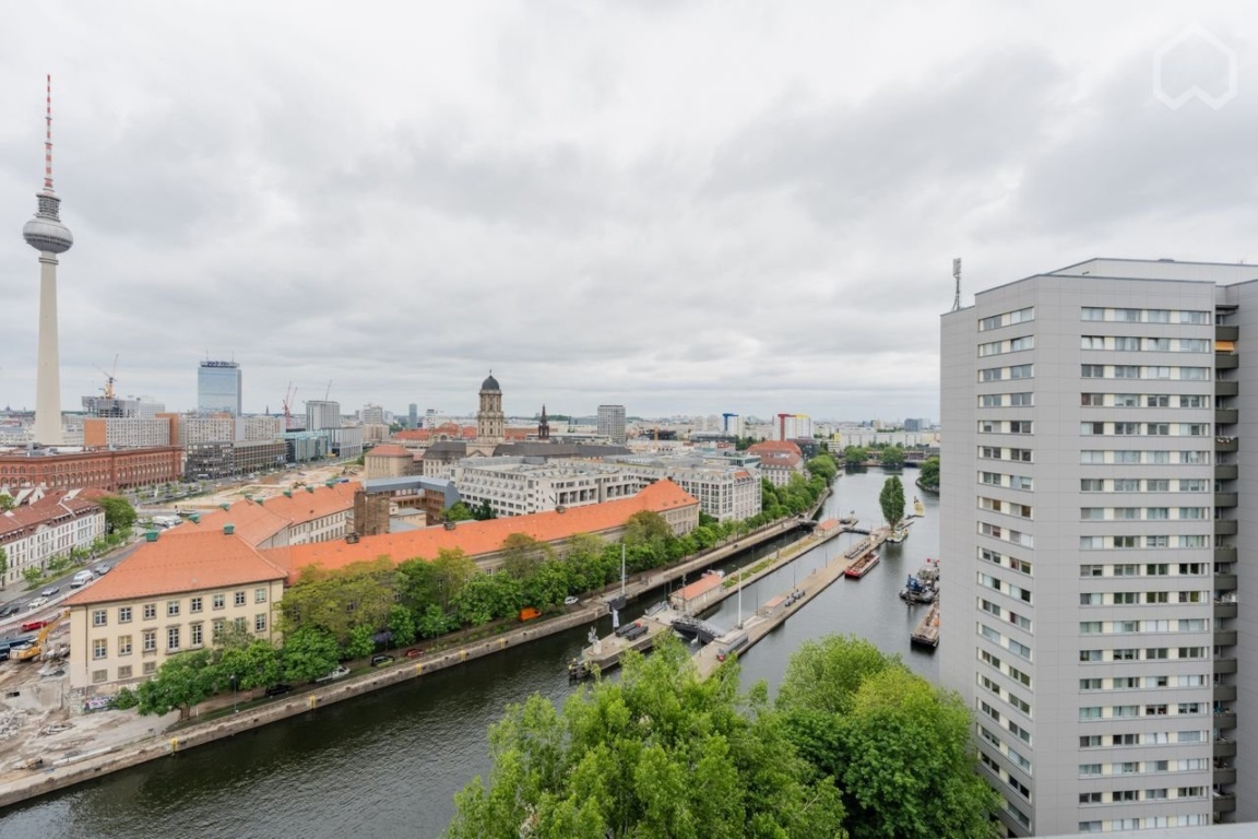 1-Zimmer-Wohnung Berlin Fischerinsel 10 - view from the window 2