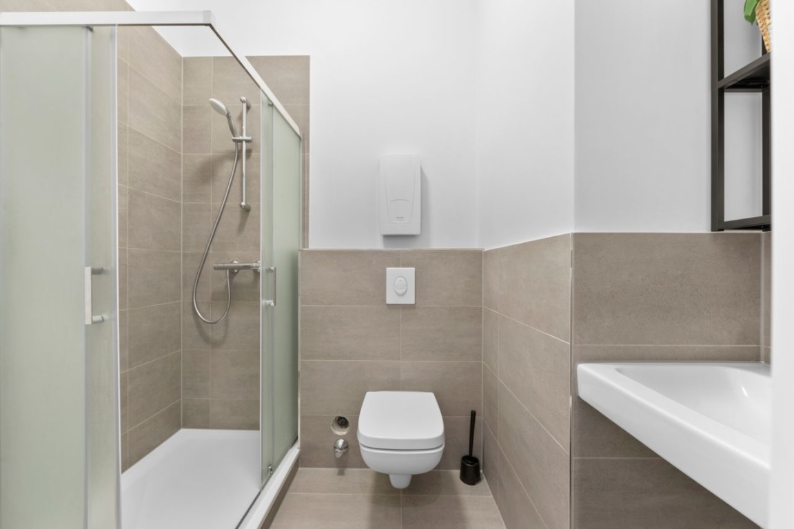 Helles Zimmer in renovierter Wohnung in der Turinerstraße – Turiner Straße, 13347 Berlin – Vorschaubild 6