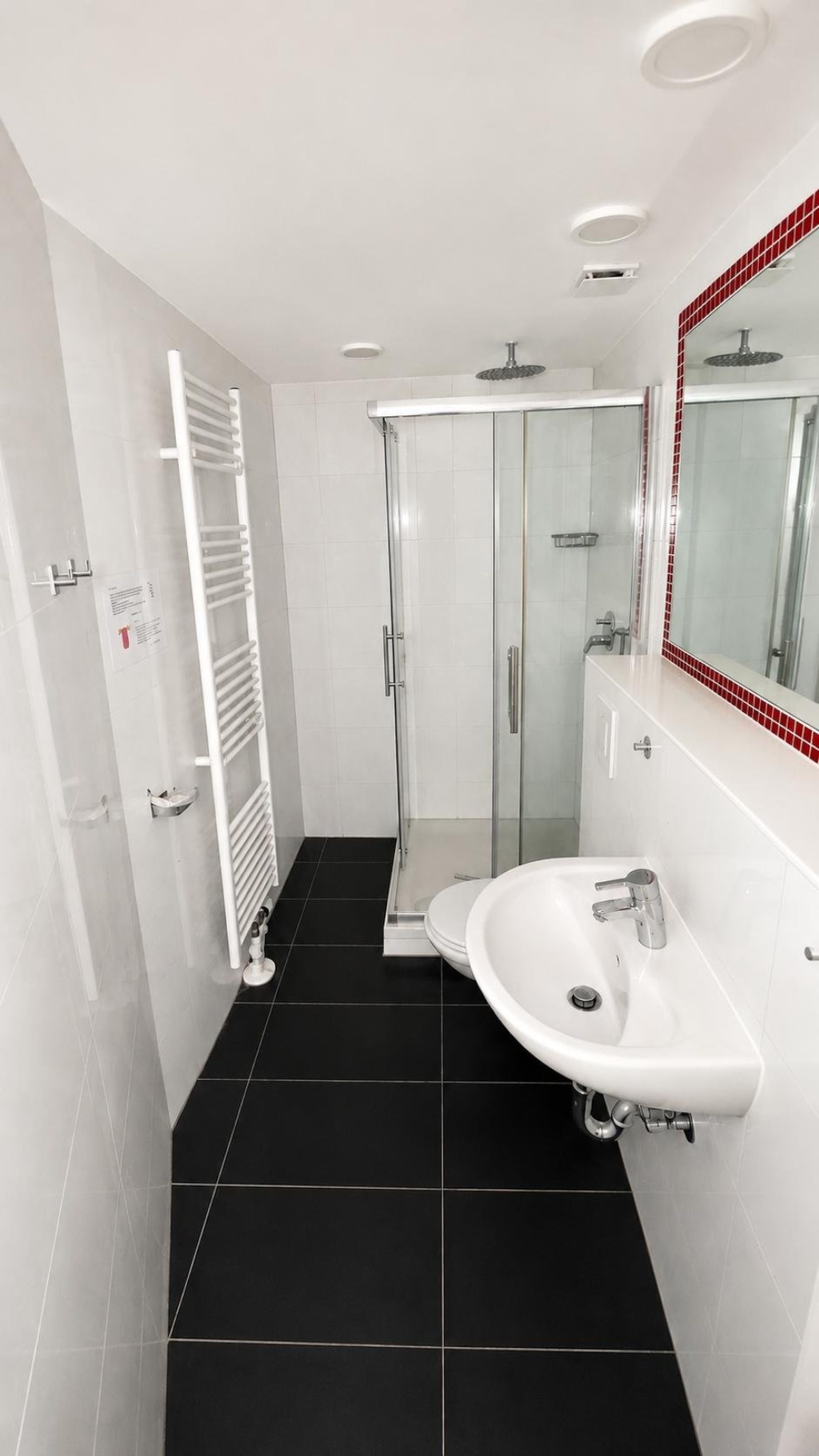 Newly Renovated Private Studio Apartment in the Heart of Erlangen – Schuhstraße 21, 91052 Erlangen Alt-Erlangen – Vorschaubild 2