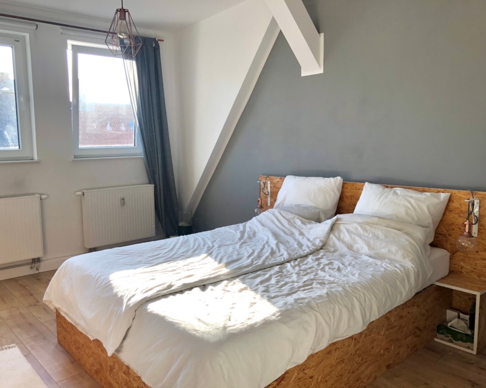 3-Zimmer-Dachgeschosswohnung mit Südbalkon - vollmöbliert – Müllerstr. 151, 13357 Berlin Berlin – Vorschaubild 7
