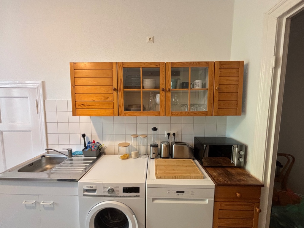 Ruhige, vollmöblierte Altbauwohnung im Hinterhaus – 3 Zimmer mit zwei Balkonen – Friedrichshaller Straße 23, 14199 Berlin Schmargendorf – Vorschaubild 7