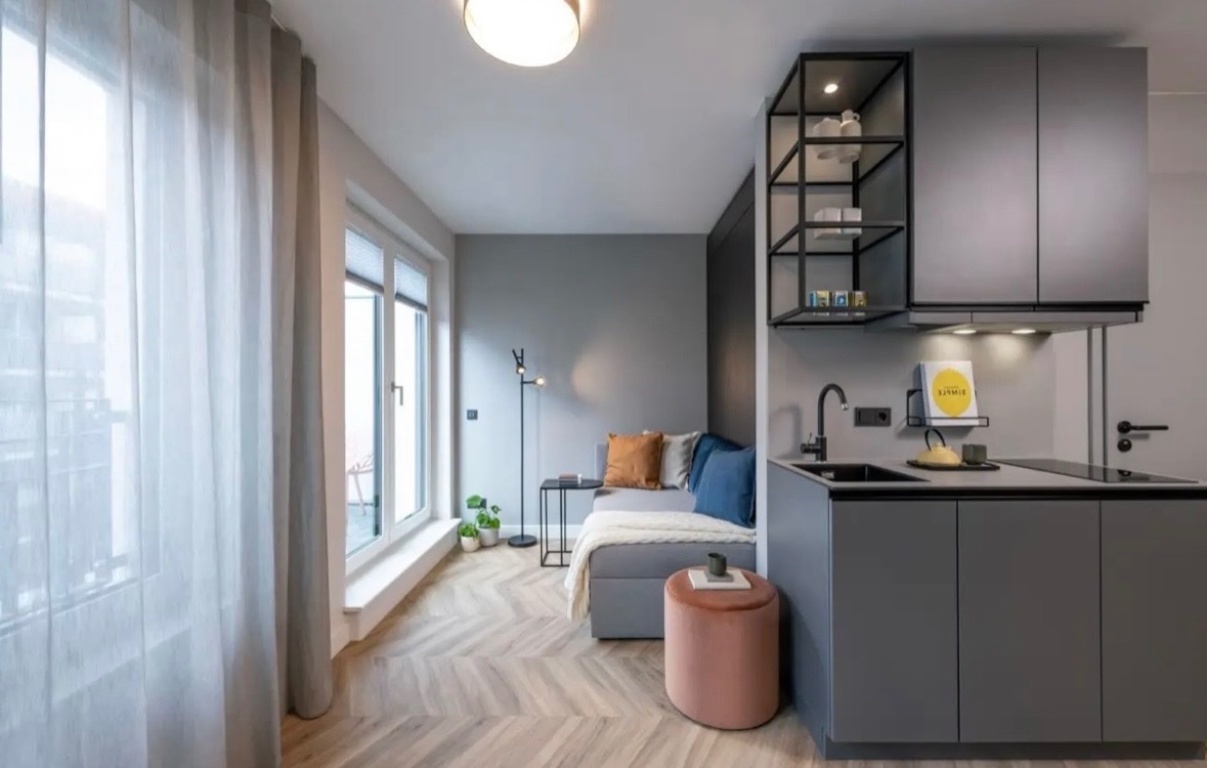 Möbliertes Design-Studio in Friedrichshain mit EBK, Balkon, luxuriösem Bad — Untermiete 1,5 Monate – Kreutzigerstraße, 10247 Berlin Berlin – Vorschaubild 2