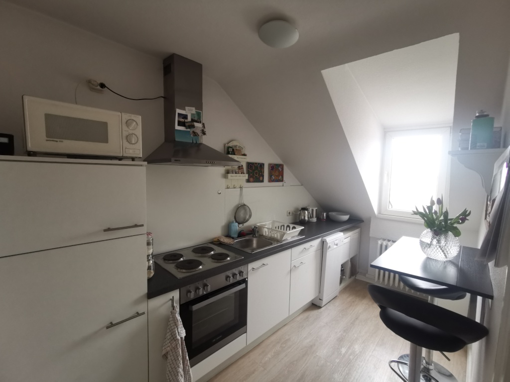 Zwischenmiete: Gemütliche 2-Zimmer-Wohnung in der Innenstadt – Kasinostraße, 50676 Köln Altstadt-Süd – Vorschaubild 5