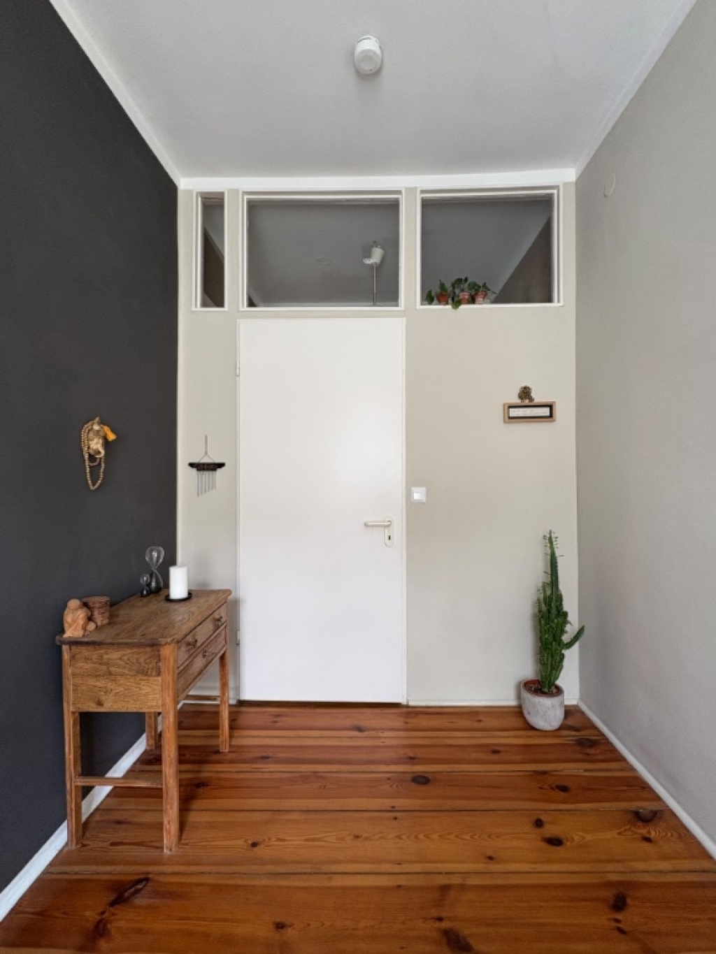 Zwischenmiete 6 Monate (Nov–Apr): Möblierte Altbauwohnung mit Balkon & Kamin im Bergmannkiez | 6-month furnished sublet: period apartment with balcony & fireplace – Solmsstrasse, 10961 Berlin Kreuzberg – Vorschaubild 10