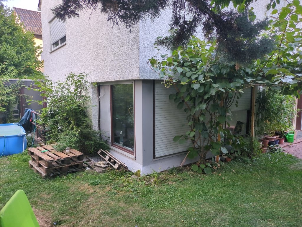 WG-Zimmer Vaihingen Othellostraße 20 - Blick vom Garten auf dein Zimmer