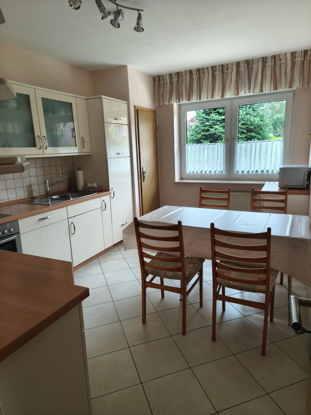 Ruhige 3+1 Zimmerwohnung sucht nette WG – Schulzenhof, 33106 Paderborn Elsen – Vorschaubild 2