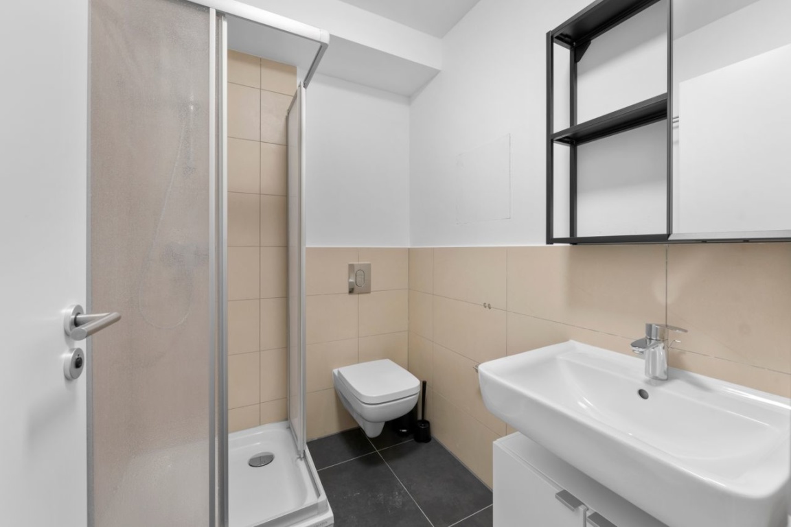 Privates Zimmer in einer Wohngemeinschaft in der Friedrichstraße – Friedrichstraße, 10117 Berlin Mitte – Vorschaubild 4